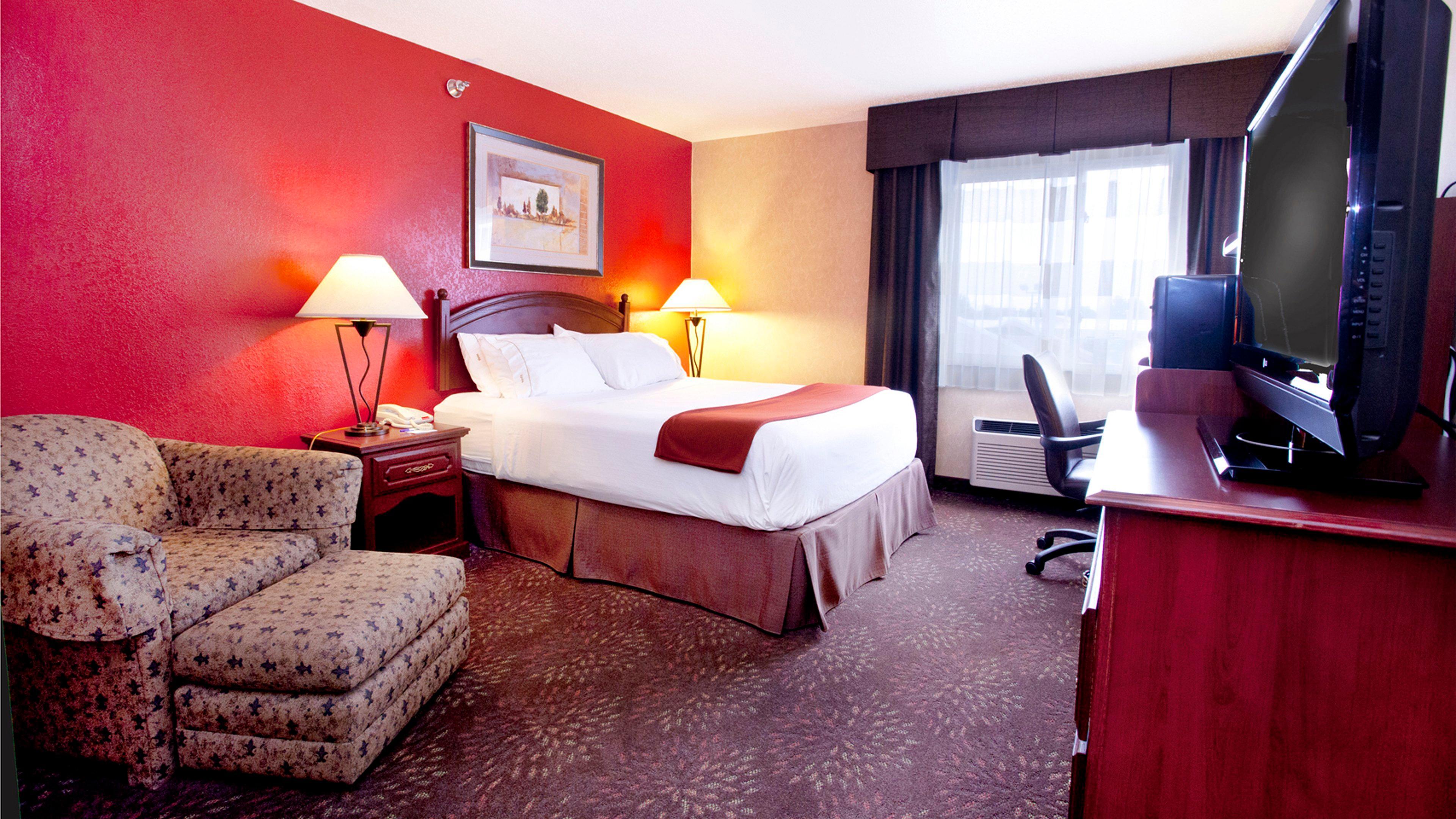 Holiday Inn Express Jamestown By Ihg Екстериор снимка